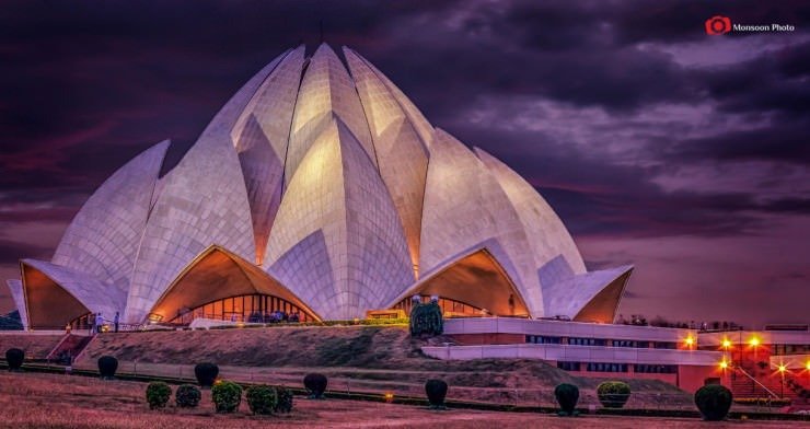 Lotus-Tmple_Architectural Oddities
