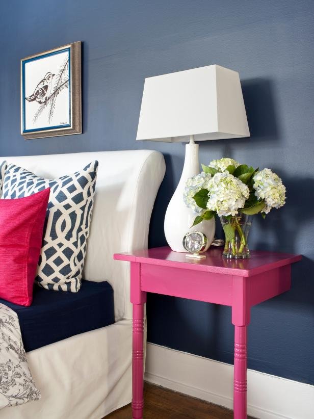 Nightstand Ideas for a Small Bedroom