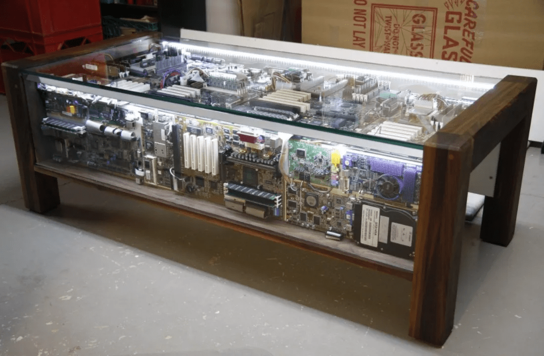 computer-board-coffee-table